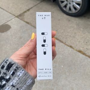 The pill vit C +AHA+HA